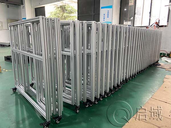 在线麻豆视频折疊圍欄